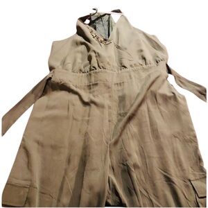 Venus 1X FITS 14-16 olive green jumpsuit  V-neck embellished ,pockets NWT